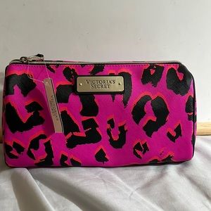 NWT Victoria’s Secret Pink Cheetah Travel Bag